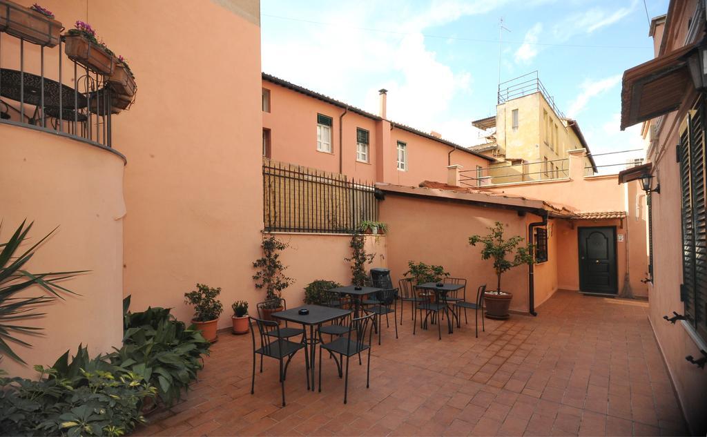 Green Apartments Rome Room photo